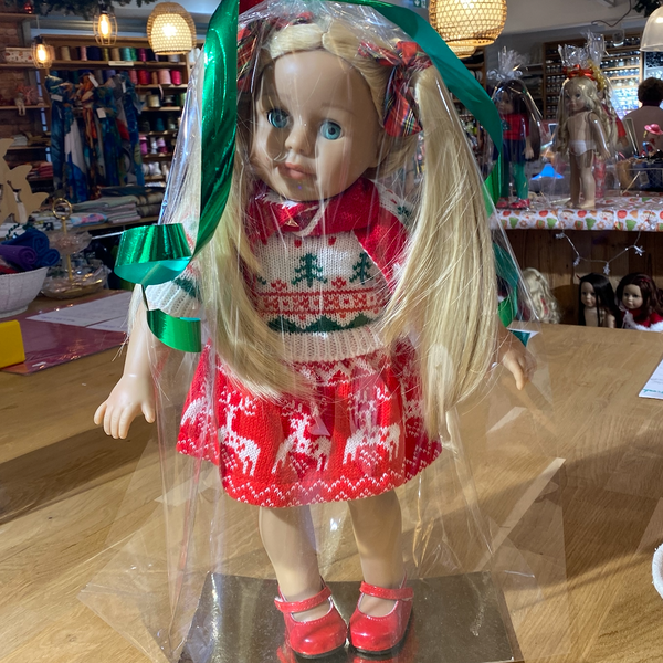 Poupée couture spéciale Noël blonde avec sa robe tricotée
