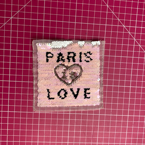 Écusson imprimé "Love Paris"