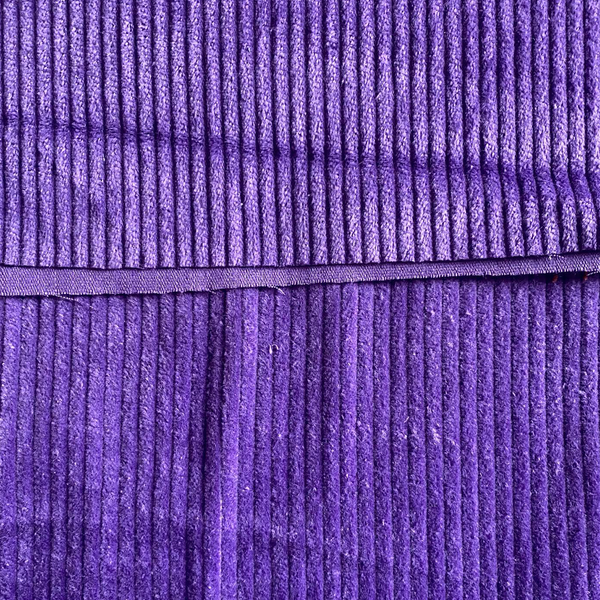 Velours côtelé violet