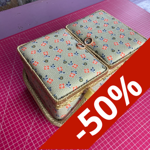 Boîte de couture M verte à fleurs