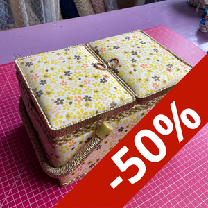 Boîte de couture M rectangle à fleurs jaunes