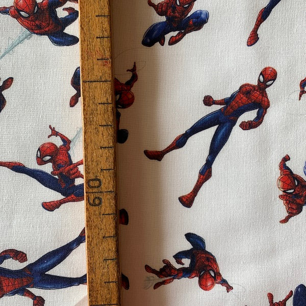 Coton imprimé personnages Spiderman