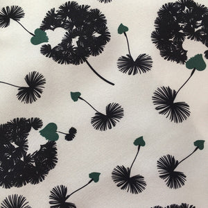 Tissu softchell fleur noir et blanc